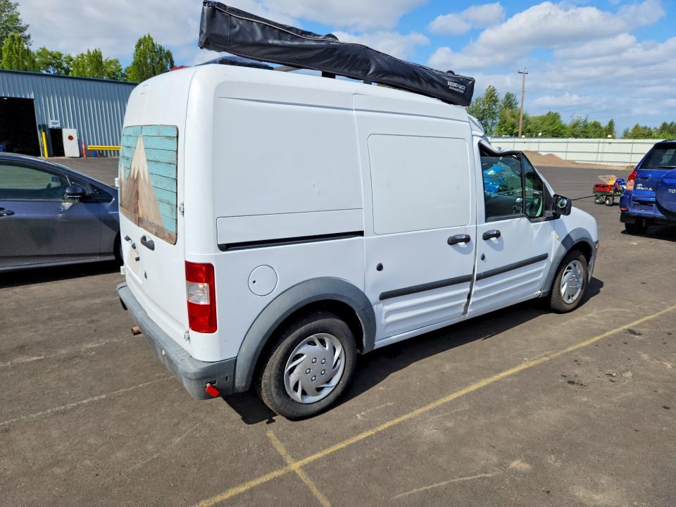 2010 Ford Transit Connect მანქანა იყიდება აუქციონზე, vin: NM0LS7AN7AT026053, აუქციონის ნომერი: 54823186