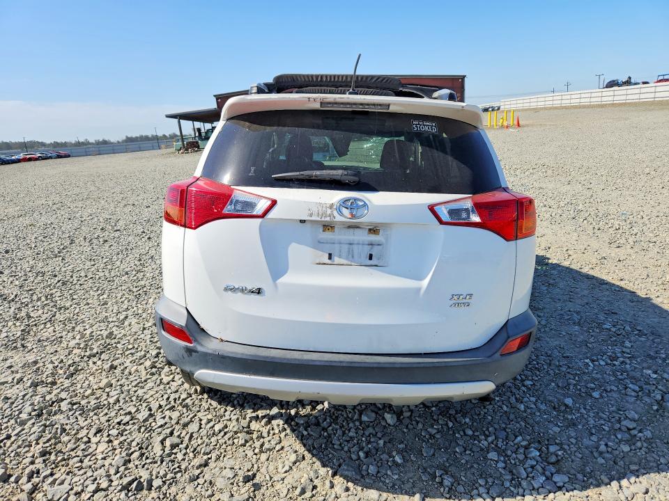 54114426 :رقم المزاد ، JTMRFREV9FJ033872 vin ، 2015 Toyota Rav4 مزاد بيع