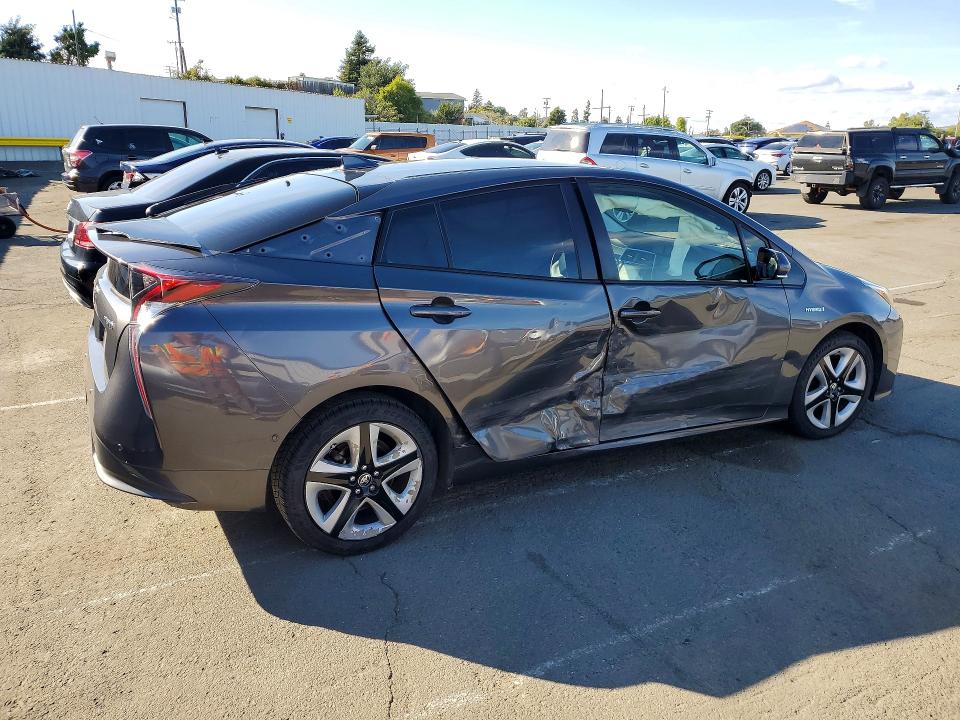 Продаж на аукціоні авто 2018 Toyota Prius, vin: JTDKARFU8J3065912, номер лоту: 55113836
