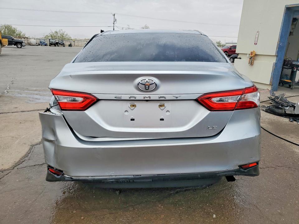 2018 Toyota Camry მანქანა იყიდება აუქციონზე, vin: JTNB11HK3J3035872, აუქციონის ნომერი: 52749386