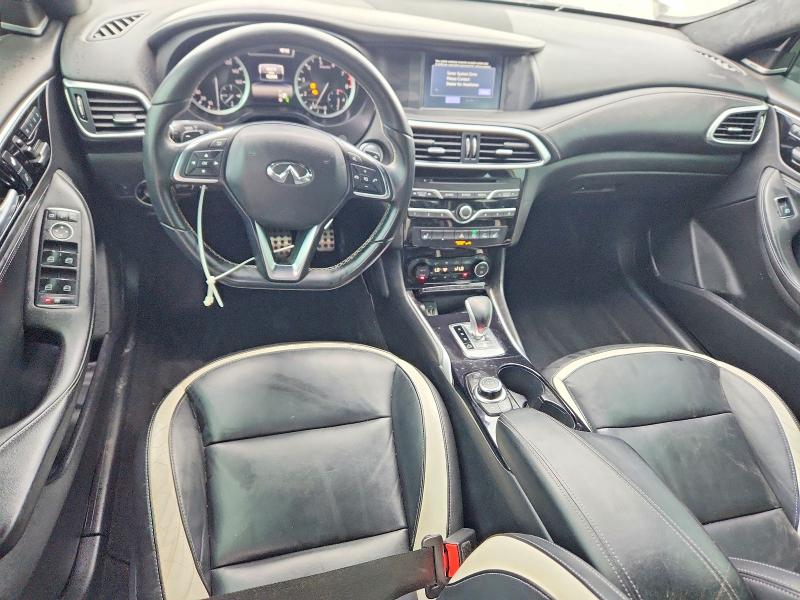 52068706 :رقم المزاد ، SJKCH5CP2JA042092 vin ، 2018 Infiniti Qx30 مزاد بيع
