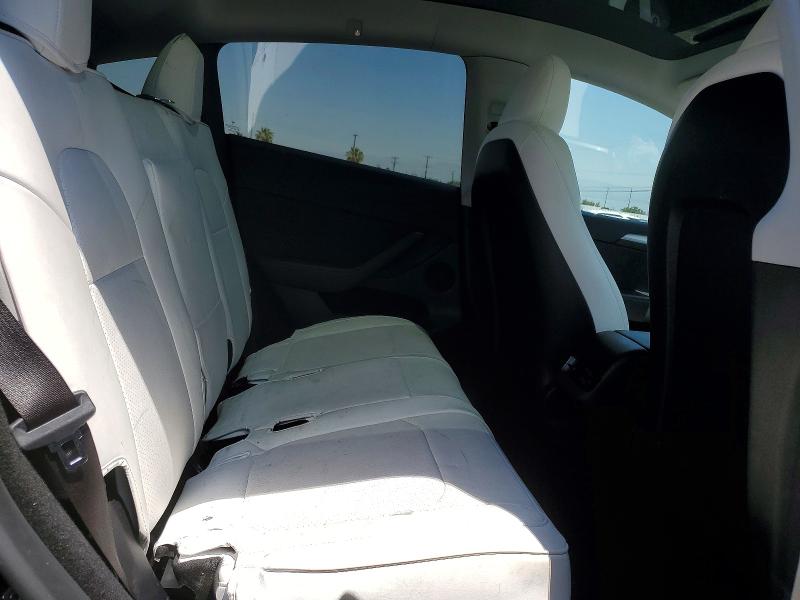 54216956 :رقم المزاد ، 7SAYGDEE6RF069092 vin ، 2024 Tesla Model Y مزاد بيع