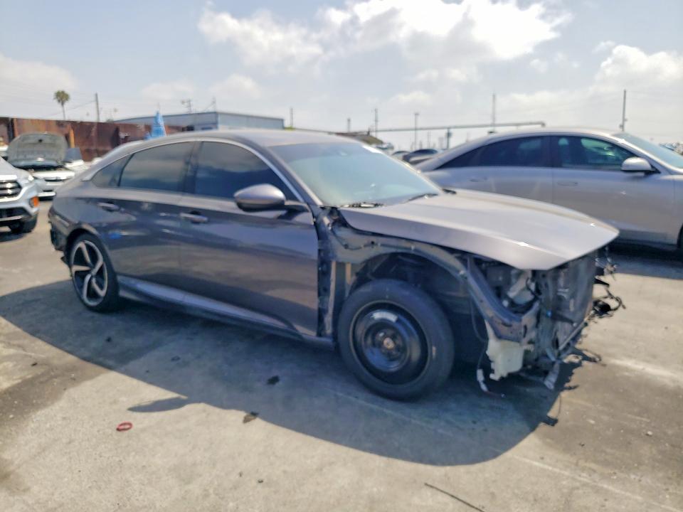 53749106 :رقم المزاد ، 1HGCV1F33LA002444 vin ، 2020 Honda Accord مزاد بيع