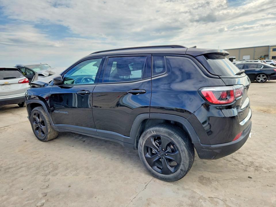 55164636 :رقم المزاد ، 3C4NJDBB4KT621188 vin ، 2019 Jeep Compass مزاد بيع