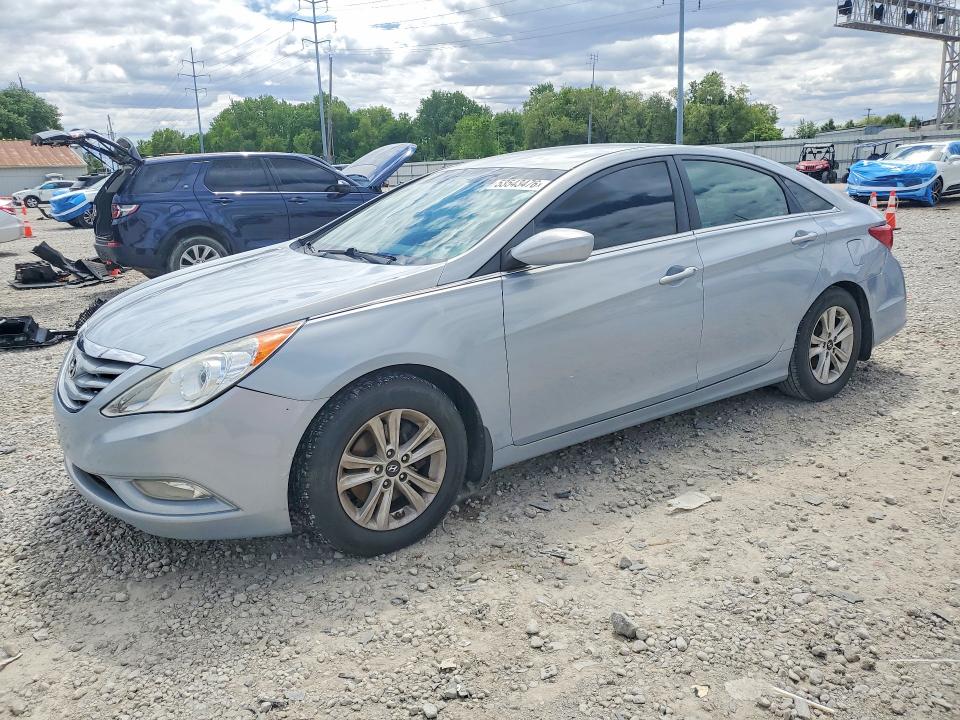 53543476 :رقم المزاد ، 5NPEB4AC9DH683423 vin ، 2013 Hyundai Sonata مزاد بيع