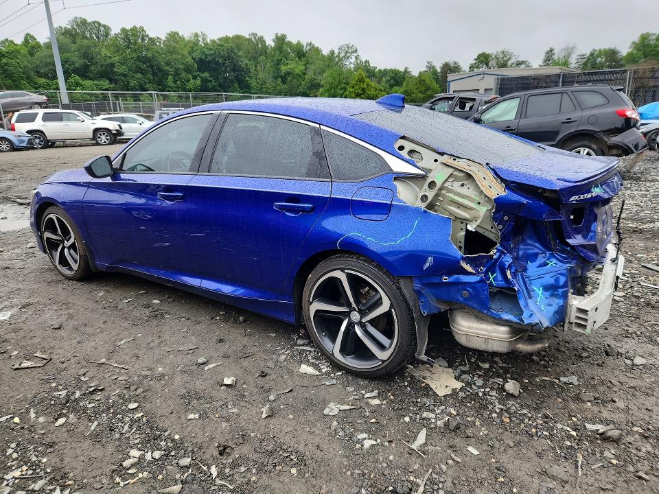 Продажа на аукционе авто 2018 Honda Accord, vin: 1HGCV1F38JA210395, номер лота: 54593986