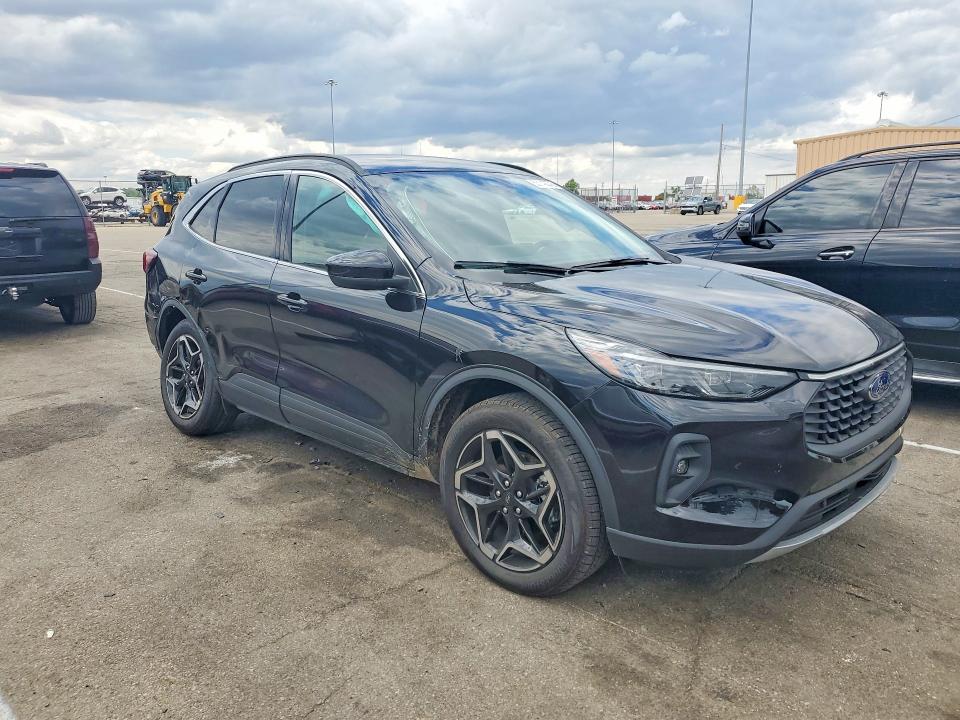 Продажа на аукционе авто 2026 Ford Escape, vin: 1FMCU9JA1TUA37757, номер лота: 53142276