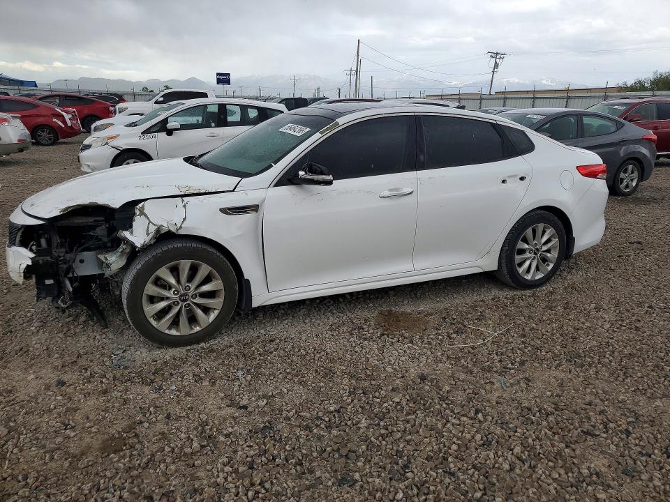 Продаж на аукціоні авто 2016 Kia Optima, vin: 5XXGU4L36GG012596, номер лоту: 55464266