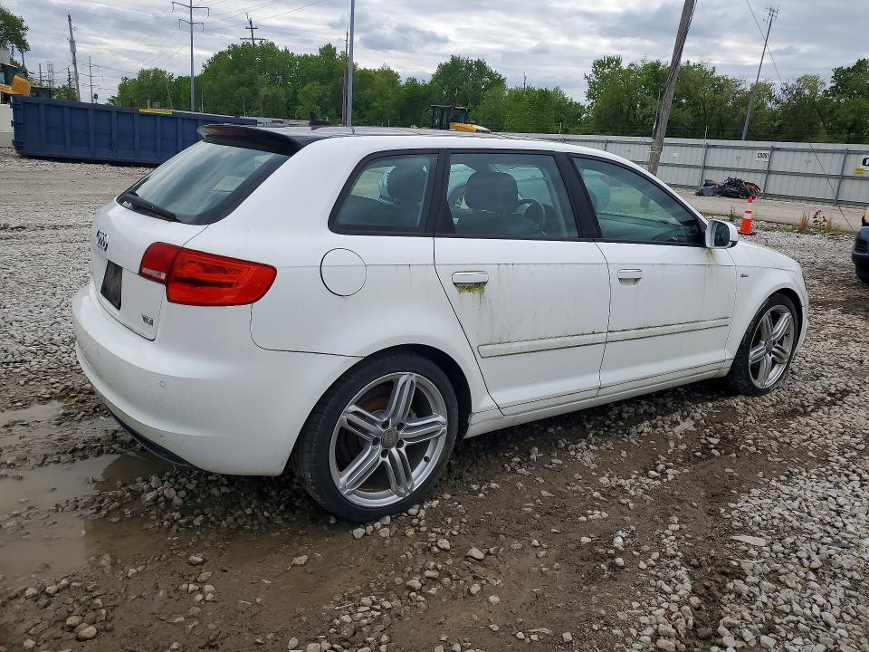 Aukcja sprzedaży 2011 Audi A3, vin: WAUKJAFM5BA025900, numer aukcji: 52704276