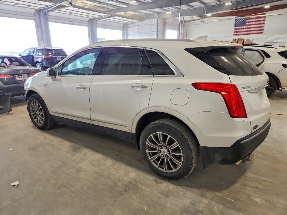 55433226 :رقم المزاد ، 1GYKNBRS7HZ131583 vin ، 2017 Cadillac Xt5 مزاد بيع