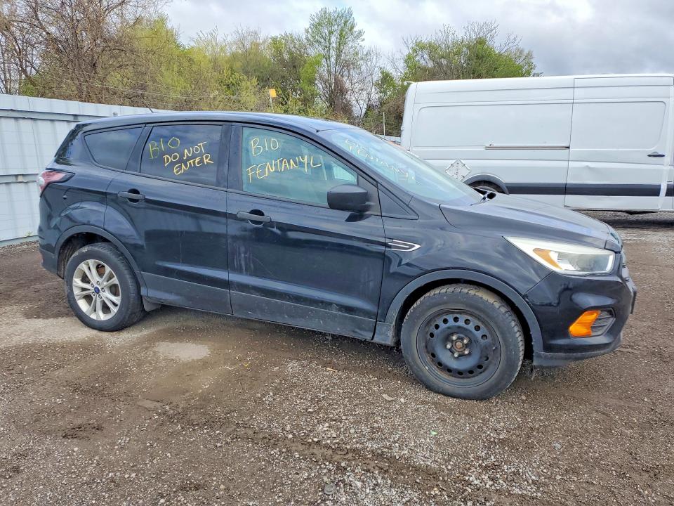 53159746 :رقم المزاد ، 1FMCU0F76HUB09519 vin ، 2017 Ford Escape مزاد بيع