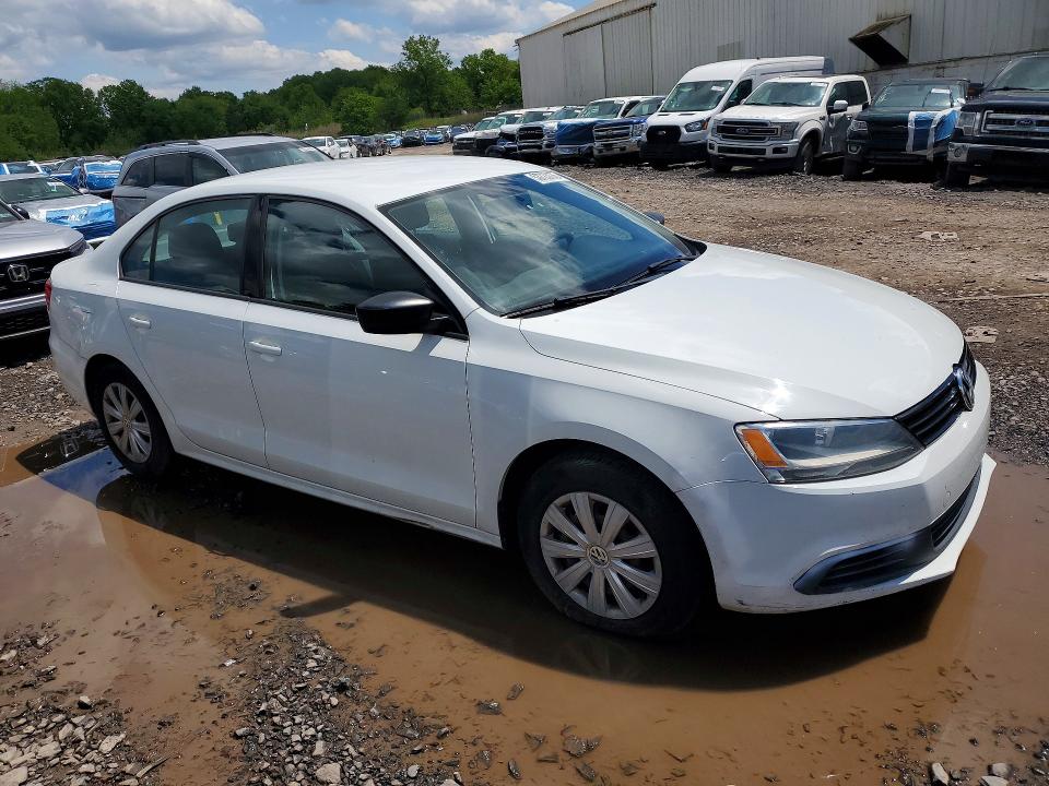 53723176 :رقم المزاد ، 3VW2K7AJXEM445172 vin ، 2014 Volkswagen Jetta مزاد بيع