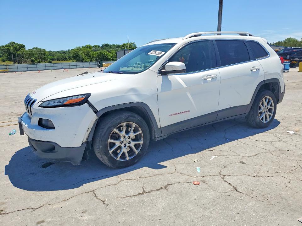 52761726 :رقم المزاد ، 1C4PJLCB1GW206882 vin ، 2016 Jeep Cherokee مزاد بيع