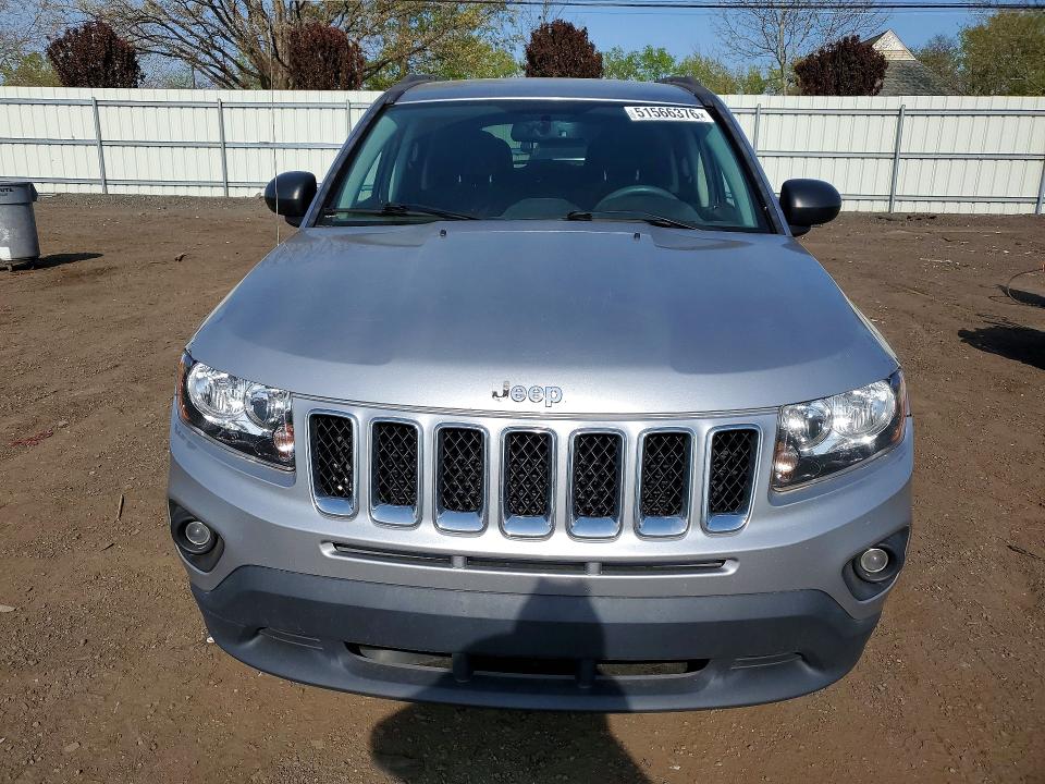 2017 Jeep Compass მანქანა იყიდება აუქციონზე, vin: 1C4NJCBA4HD123282, აუქციონის ნომერი: 51566376