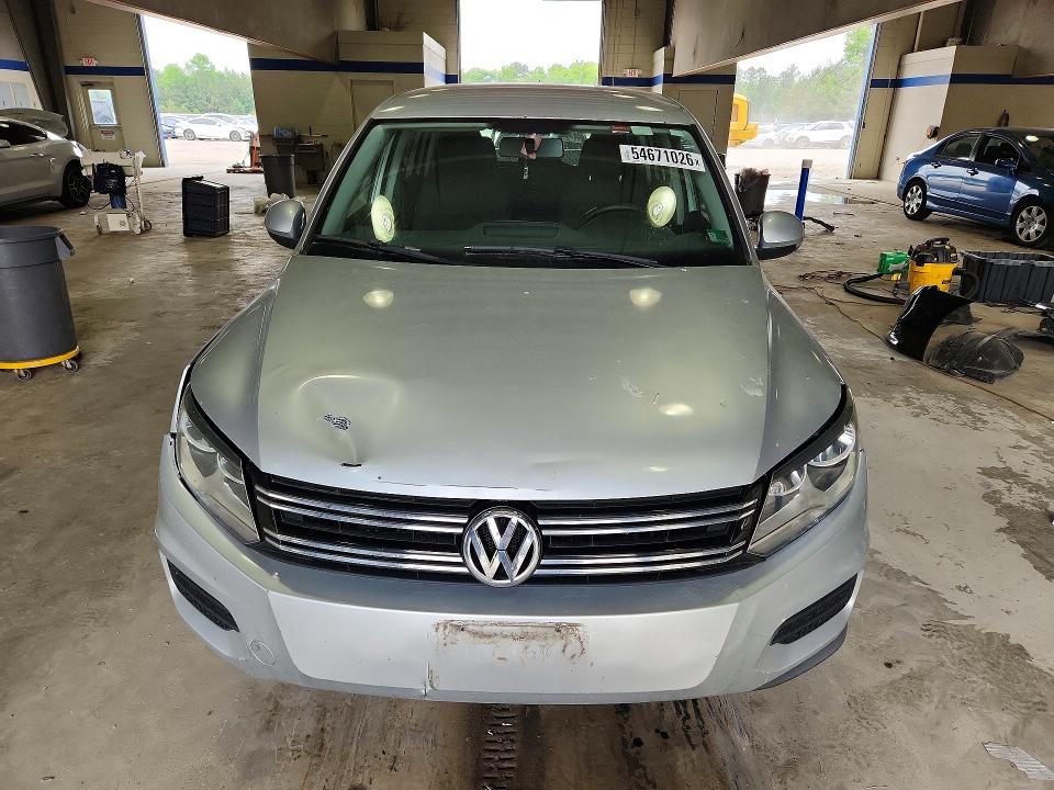 54671026 :رقم المزاد ، WVGBV3AX4DW565728 vin ، 2013 Volkswagen Tiguan مزاد بيع