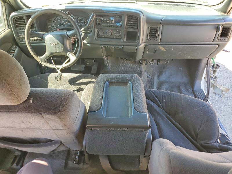 2002 Gmc Sierra მანქანა იყიდება აუქციონზე, vin: 1GDHC23U12F243039, აუქციონის ნომერი: 53916176