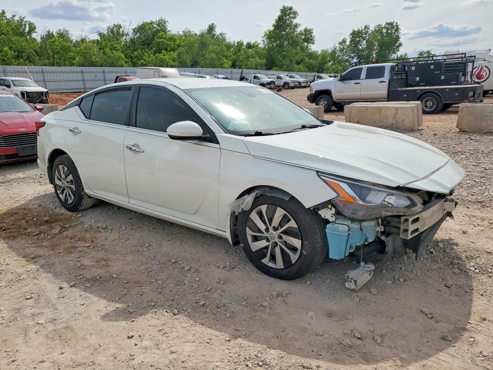 Продажа на аукционе авто 2020 Nissan Altima, vin: 1N4BL4BV3LN322208, номер лота: 52213256
