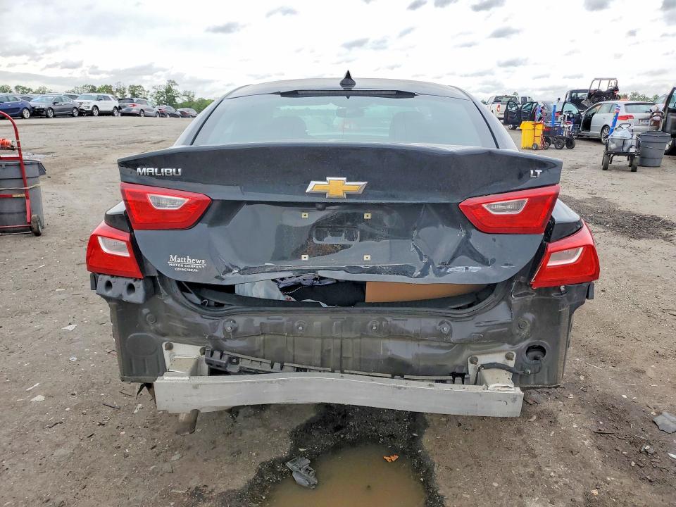 Продаж на аукціоні авто 2018 Chevrolet Malibu, vin: 1G1ZD5ST4JF115207, номер лоту: 52644336