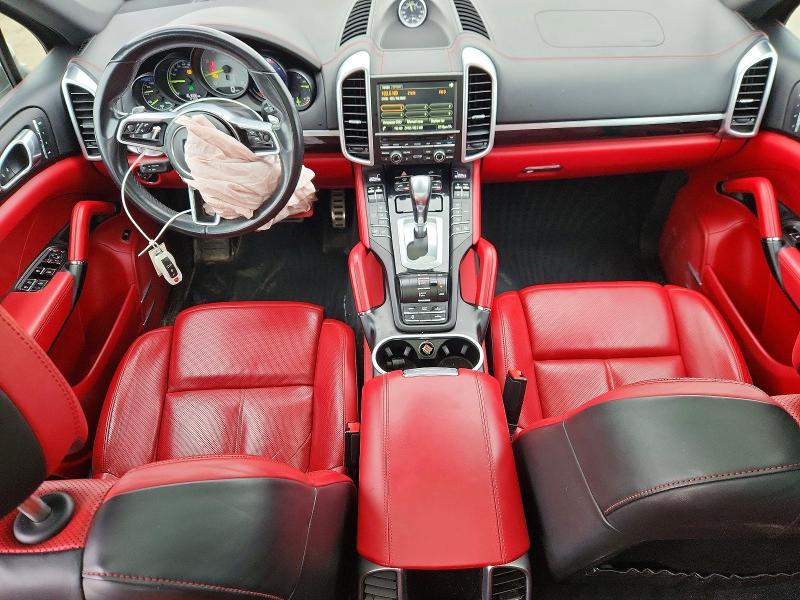 50888216 :رقم المزاد ، WP1AE2A2XGLA18224 vin ، 2016 Porsche Cayenne مزاد بيع