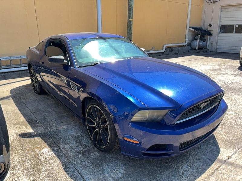 Продажа на аукционе авто 2014 Ford Mustang, vin: 1ZVBP8AM0E5325260, номер лота: 53623796