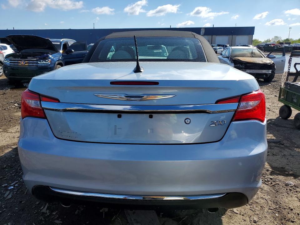 Продаж на аукціоні авто 2013 Chrysler 200, vin: 1C3BCBEG3DN738602, номер лоту: 53342186