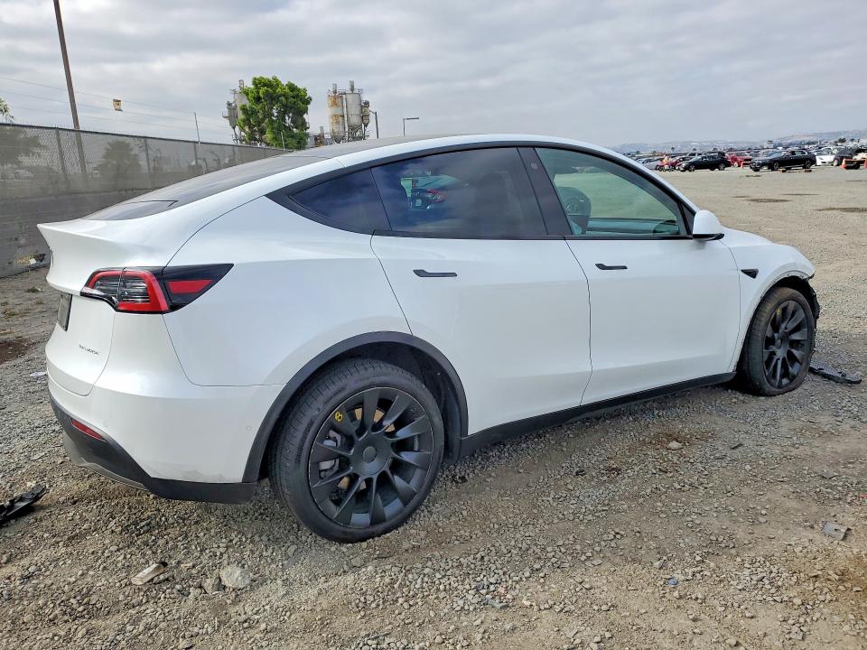 Продажа на аукционе авто 2022 Tesla Model Y, vin: 7SAYGDEE9NF370174, номер лота: 53577246