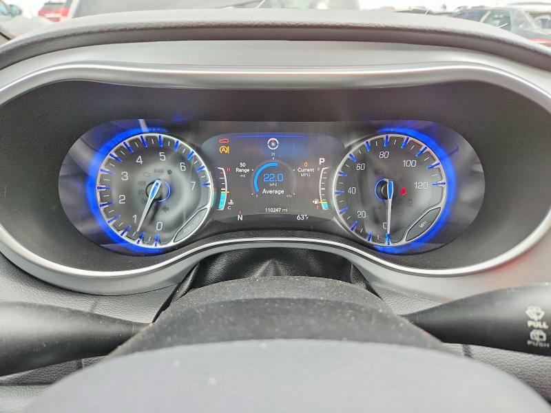 54677276 :رقم المزاد ، 2C4RC1FG6KR698437 vin ، 2019 Chrysler Pacifica مزاد بيع