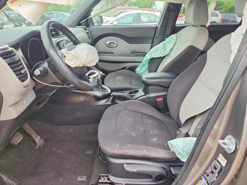 55092556 :رقم المزاد ، KNDJN2A26F7128650 vin ، 2015 Kia Soul مزاد بيع