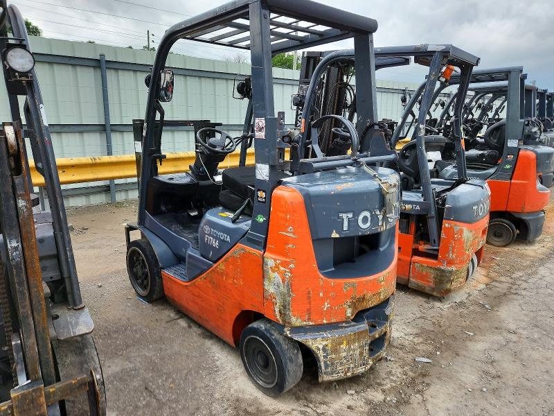 Продаж на аукціоні авто 2015 Toyota Forklift, vin: 69686, номер лоту: 54765046