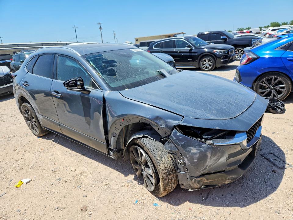 53607716 :رقم المزاد ، 3MVDMBCL0NM423929 vin ، 2022 Mazda Cx-30 مزاد بيع