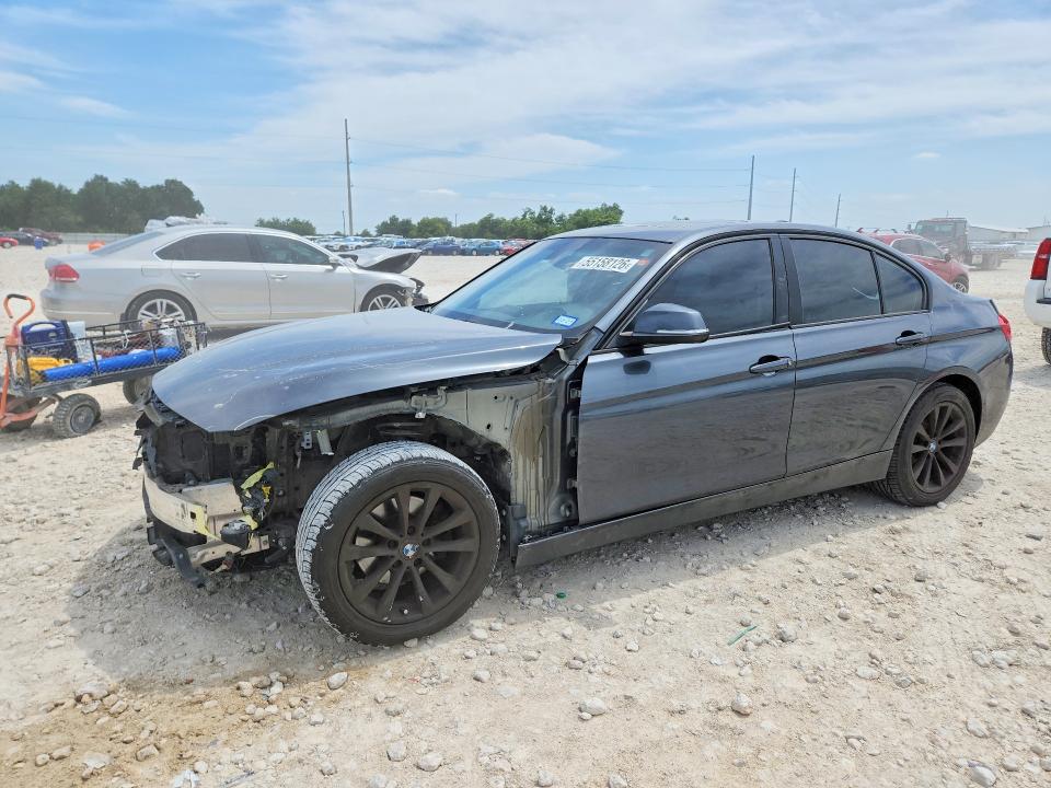 55158126 :رقم المزاد ، WBA8E1G55GNT38371 vin ، 2016 Bmw 320 مزاد بيع