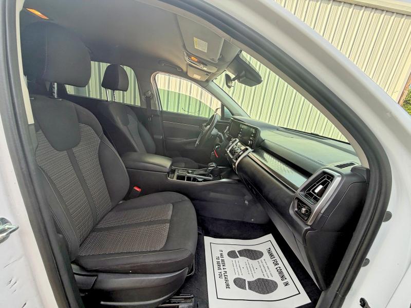 2022 Kia Sorento მანქანა იყიდება აუქციონზე, vin: 5XYRG4LC8NG157373, აუქციონის ნომერი: 55645126