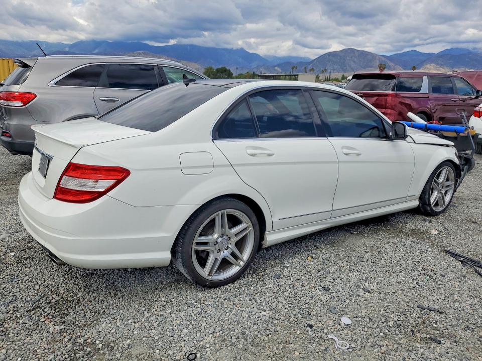 52416456 :رقم المزاد ، WDDGF56X89R047788 vin ، 2009 Mercedes-benz C مزاد بيع