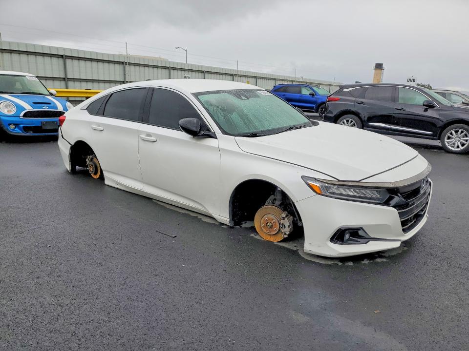 52493936 :رقم المزاد ، 1HGCV1F42MA019732 vin ، 2021 Honda Accord مزاد بيع