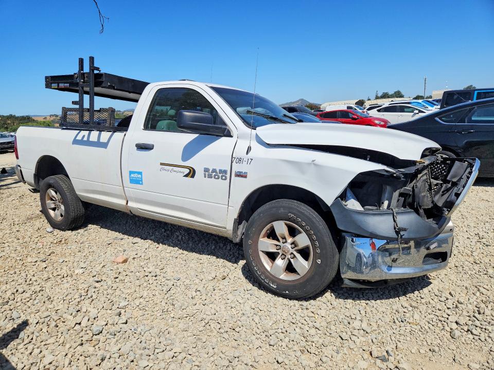 53843056 :رقم المزاد ، 3C6JR6DT8HG548215 vin ، 2017 Ram 1500 مزاد بيع
