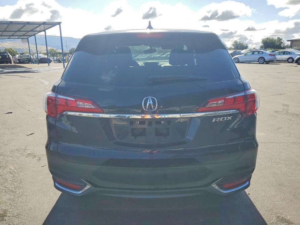 52414856 :رقم المزاد ، 5J8TB3H33GL013374 vin ، 2016 Acura Rdx مزاد بيع