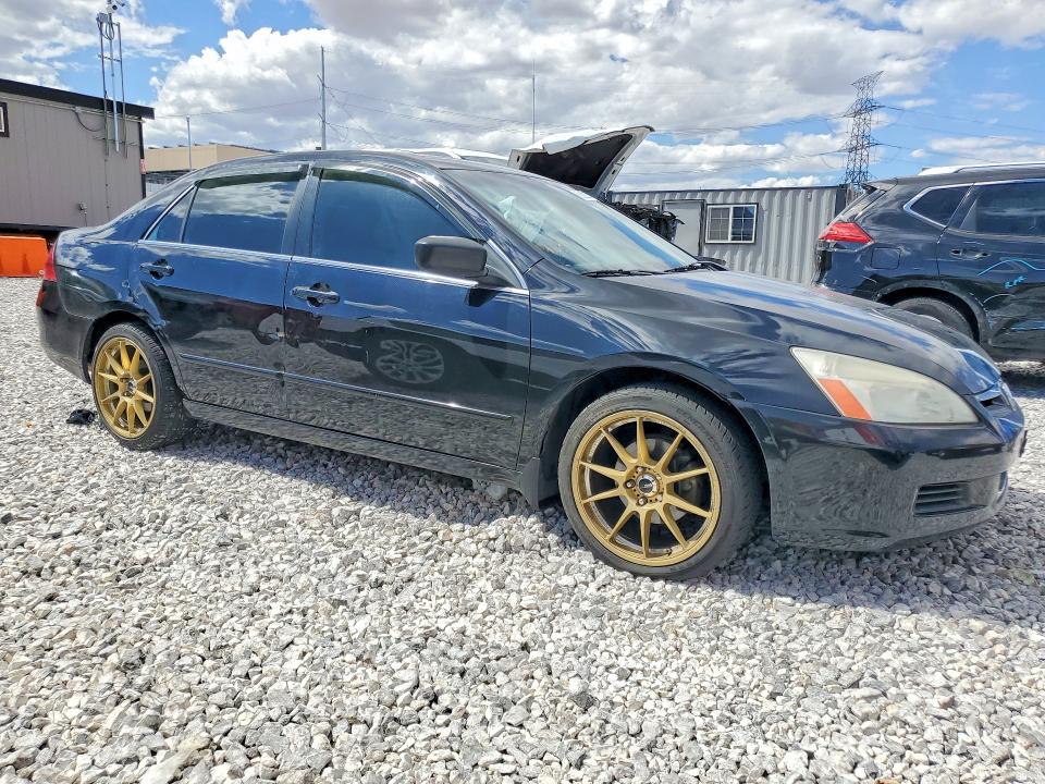 55623156 :رقم المزاد ، 1HGCM56867A192073 vin ، 2007 Honda Accord مزاد بيع