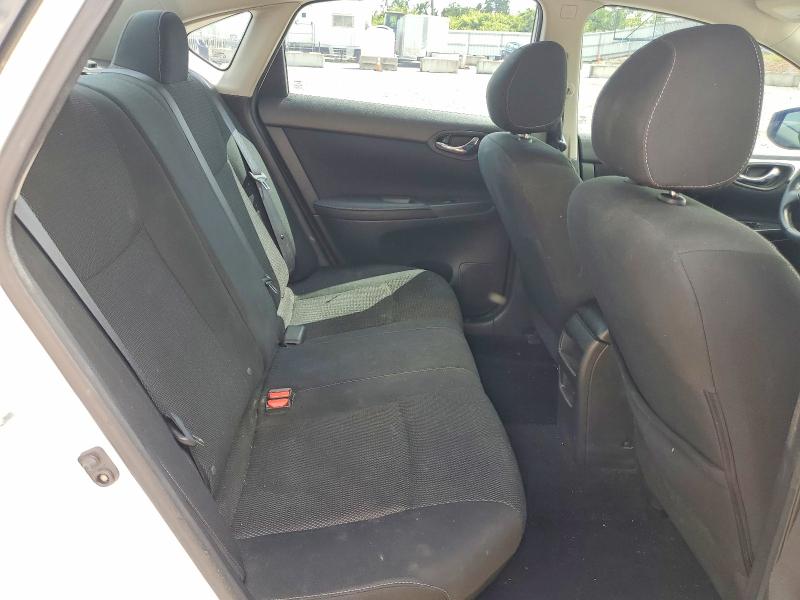 52932926 :رقم المزاد ، 3N1AB7AP7KY238068 vin ، 2019 Nissan Sentra مزاد بيع