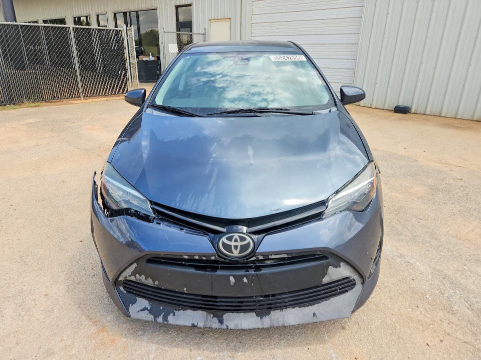 Продаж на аукціоні авто 2018 Toyota Corolla, vin: 5YFBURHEXJP749672, номер лоту: 55247696