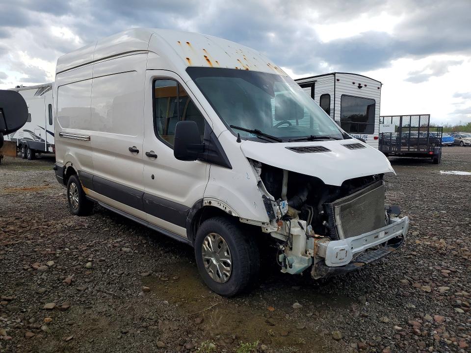 53082426 :رقم المزاد ، 1FTYR2XM6HKA66971 vin ، 2017 Ford Transit مزاد بيع