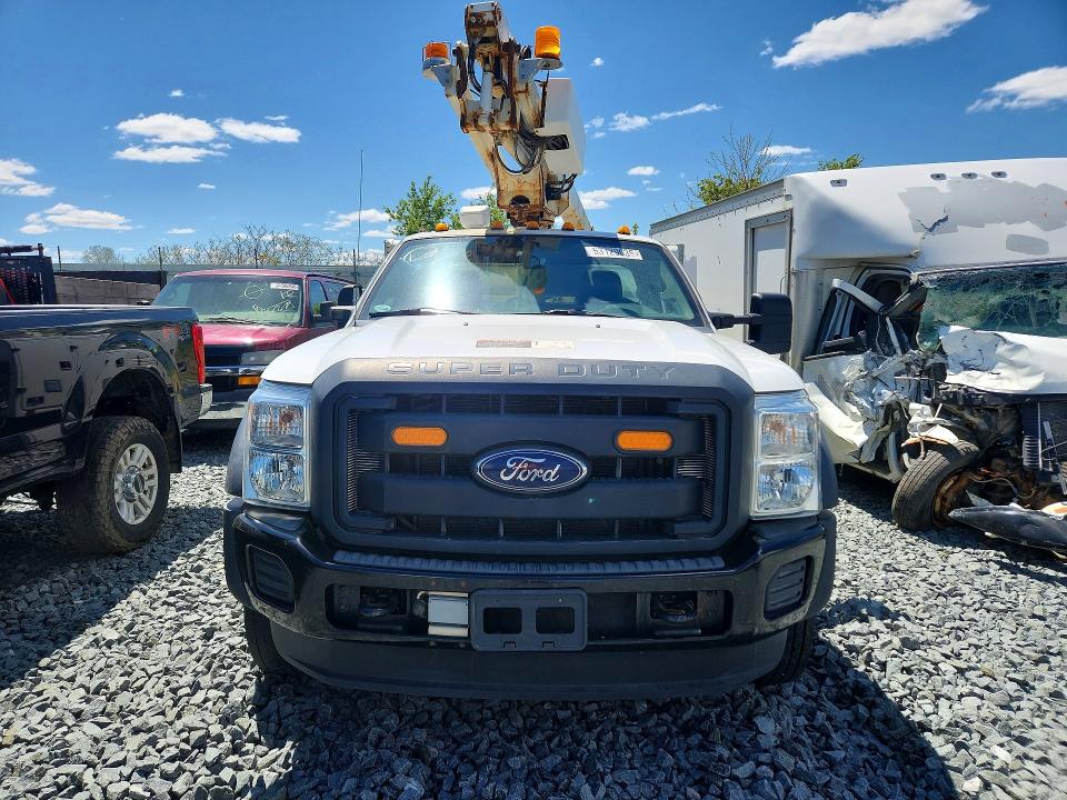 2015 Ford F450 მანქანა იყიდება აუქციონზე, vin: 1FDUF4GY1FEA42638, აუქციონის ნომერი: 53129035