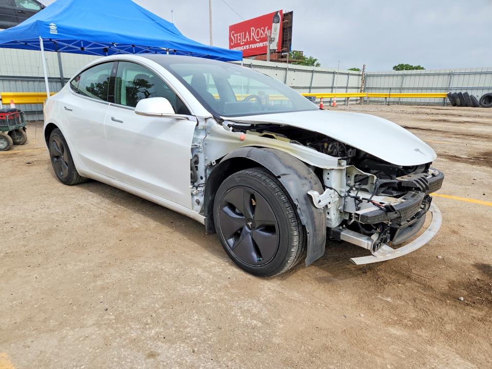 2020 Tesla Model 3 მანქანა იყიდება აუქციონზე, vin: 5YJ3E1EA5LF633394, აუქციონის ნომერი: 52481036