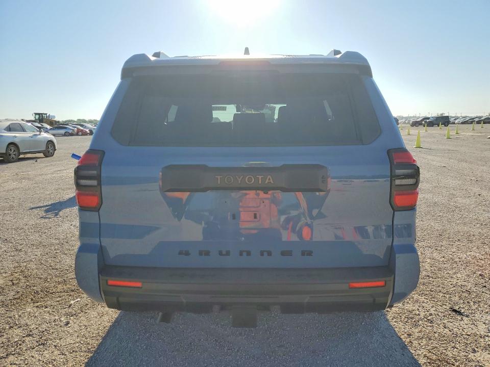 53263206 :رقم المزاد ، JTEVA5AR4S5009105 vin ، 2025 Toyota 4runner مزاد بيع