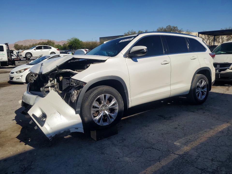 Продажа на аукционе авто 2015 Toyota Highlander, vin: 5TDJKRFHXFS154026, номер лота: 53121766