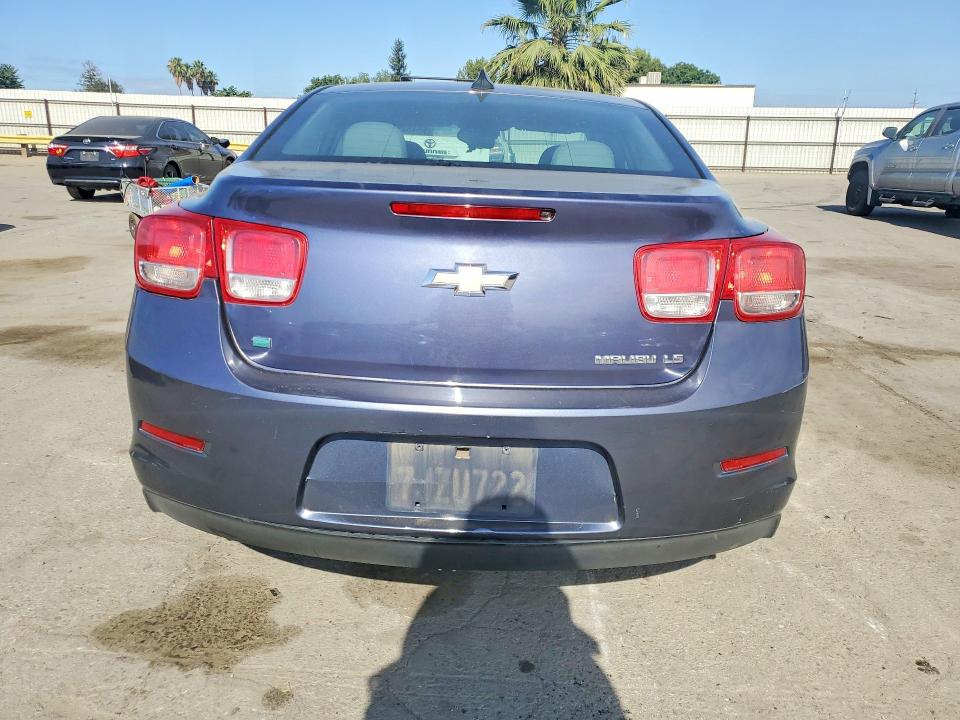 55182586 :رقم المزاد ، 1G11B5SL6FF135209 vin ، 2015 Chevrolet Malibu مزاد بيع