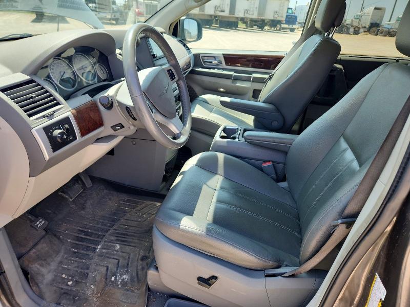 53736146 :رقم المزاد ، 2A4RR5DX0AR398975 vin ، 2010 Chrysler Town & Country مزاد بيع
