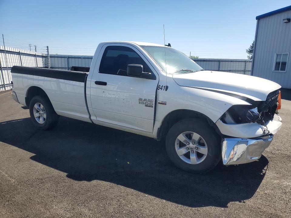 51479706 :رقم المزاد ، 3C6JR7ET0NG239841 vin ، 2022 Ram 1500 Classic مزاد بيع