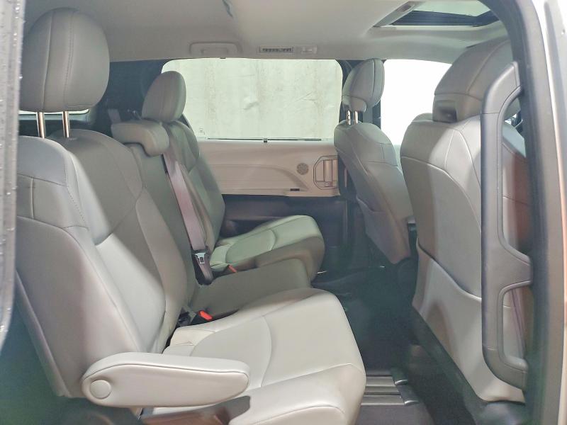 54811866 :رقم المزاد ، 5TDYRKEC1SS243923 vin ، 2025 Toyota Sienna مزاد بيع