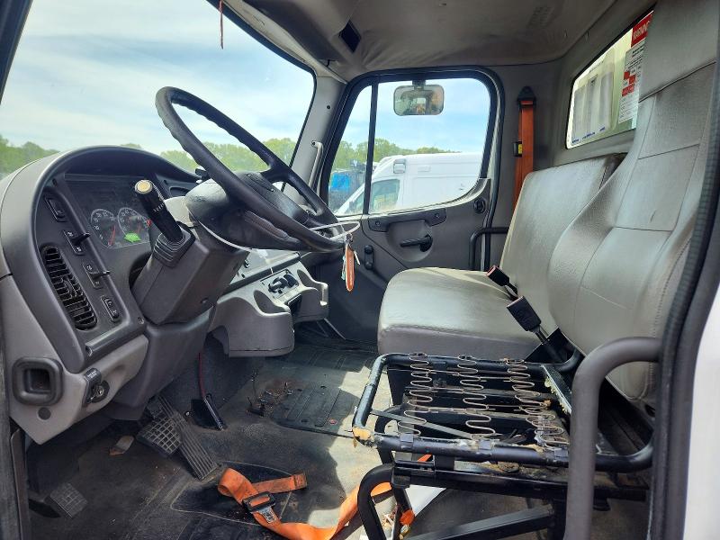 Продажа на аукционе авто 2018 Freightliner M2, vin: 3ALACWFD1JDJP0955, номер лота: 52809006