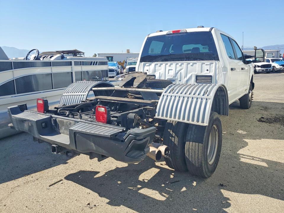 53120276 :رقم المزاد ، 1FT8W3DT5PEC22151 vin ، 2023 Ford F350 مزاد بيع